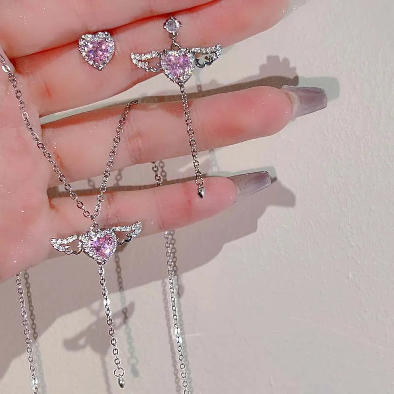 2025 New Pink Crystal Angel Wings Heart Pendant Necklace Set for Woman Minimalist Chain Chain Necklace Wedding Party Jewelry