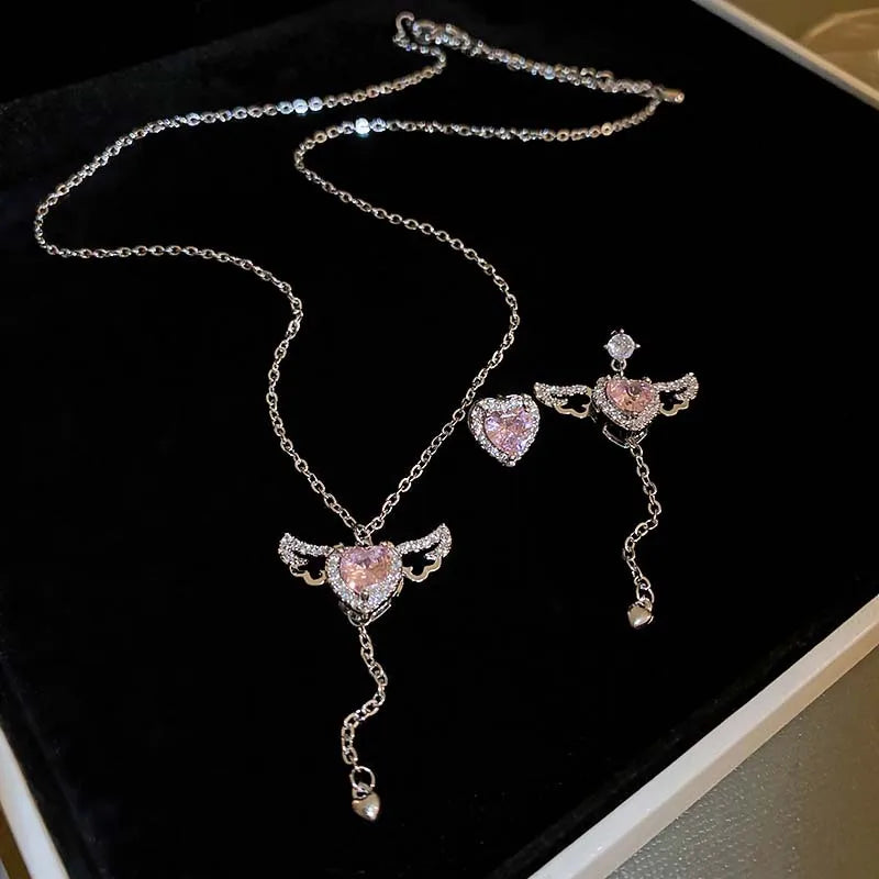 2025 New Pink Crystal Angel Wings Heart Pendant Necklace Set for Woman Minimalist Chain Chain Necklace Wedding Party Jewelry